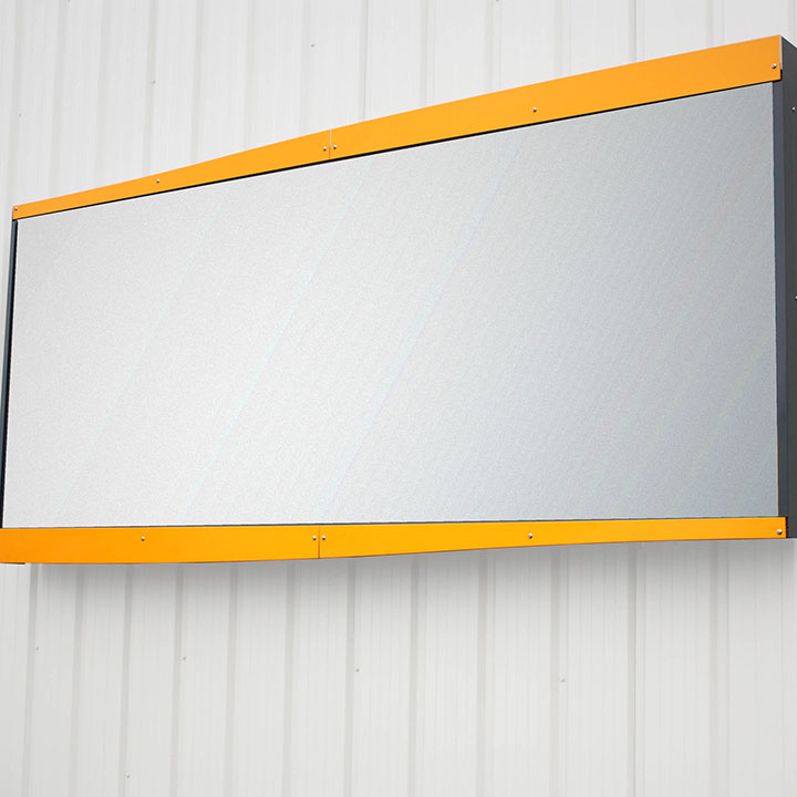 4m² wall-mounted sign cinemascope