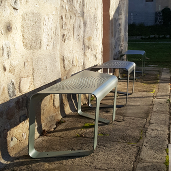 Banc urbain en zig zag